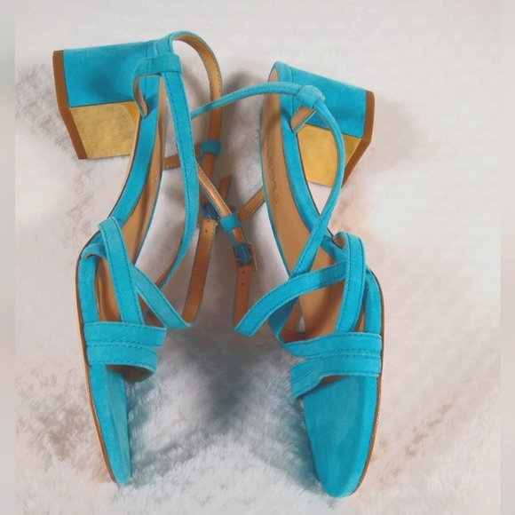 Talbots Blue Strappy Sandals with Low Block Heel - Picture 5 of 9